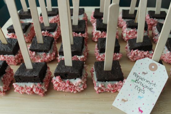 Peppermint Brownie Pops