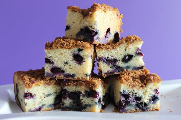 Aunt Shirley's Blueberry Coffee Cake