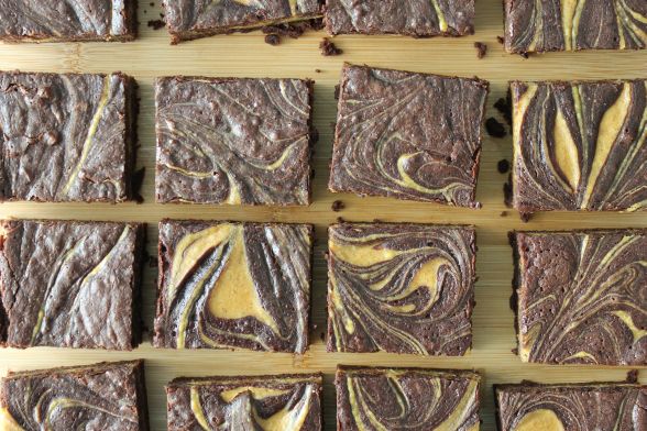 pumpkin-cheesecake-swirl-brownies