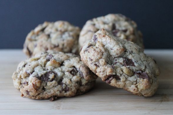 Levain Chocolate Chip Walnut Cookies