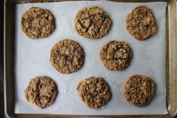 Old-School Oatmeal Chocolate Chip Cookies