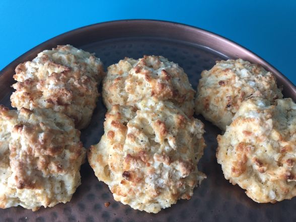 Chipotle Cheddar Biscuits