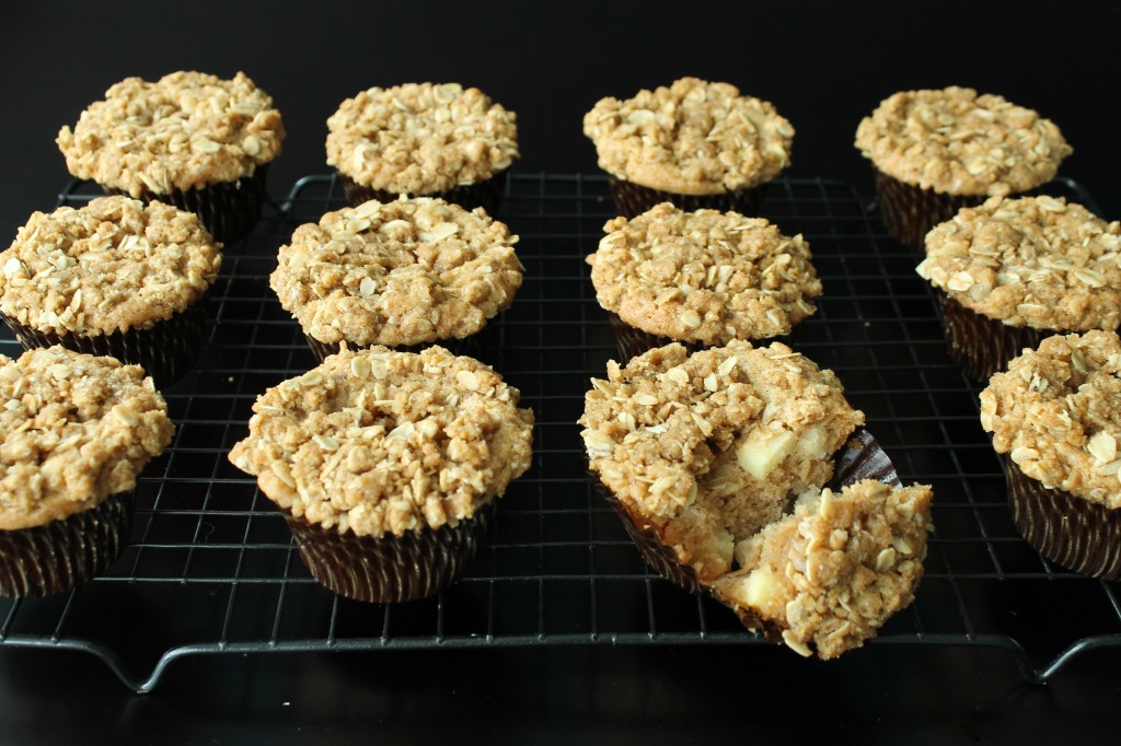 Apple Crisp Muffins