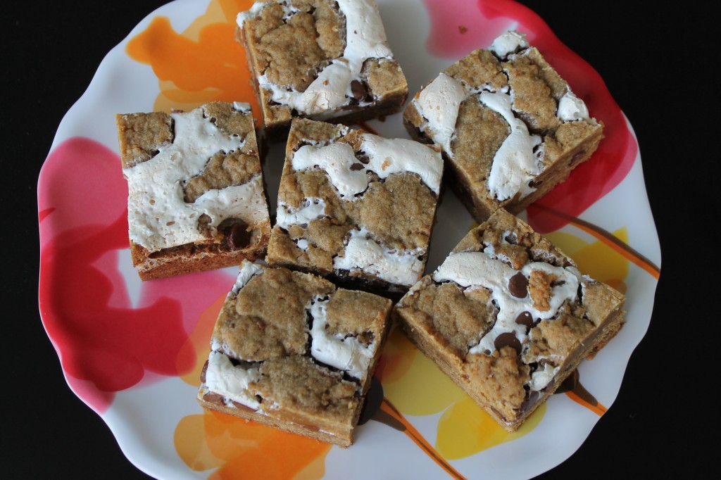 S'mores Cookie Bars