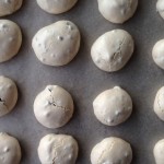 Baked Sunday Mornings: Peppermint Chocolate Chip Meringues